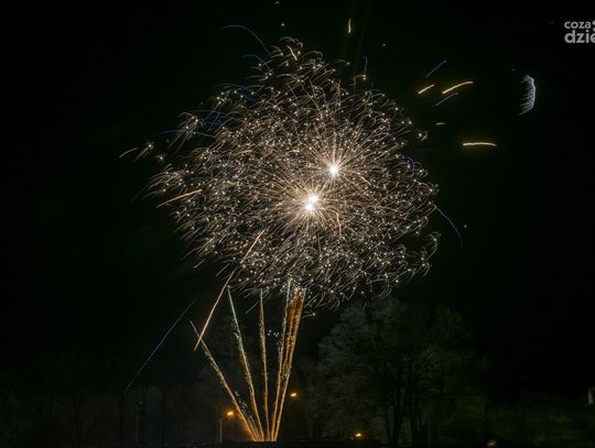 Noworoczny pokaz fajerwerków w Iłży (zdjęcia)