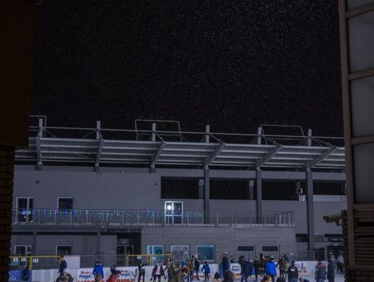 Wieczorowa jazda na łyżwach