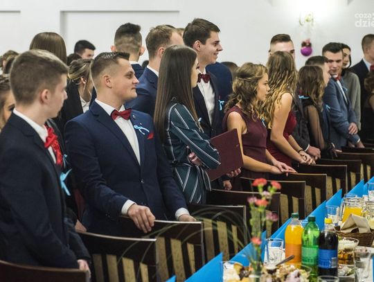 Studniówki 2019. "Samochodówka" (zdjęcia)