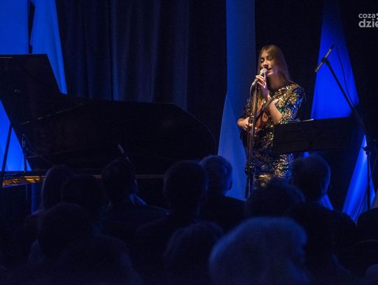 Klaudia Kowalik noworocznie – koncert w Łaźni (zdjęcia)