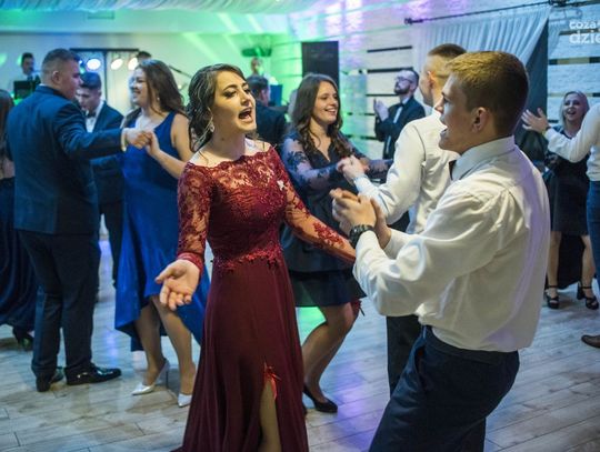 Studniówki 2019: Przeżyjmy to jeszcze raz