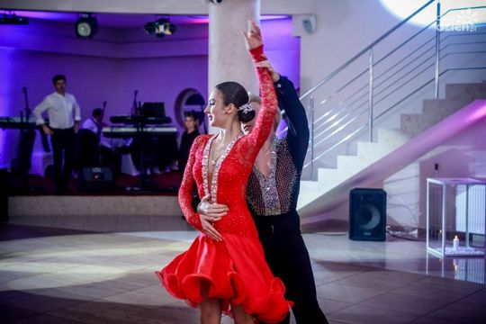 Studniówki 2019: Przeżyjmy to jeszcze raz