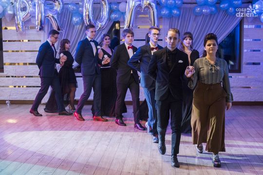 Studniówki 2019: Przeżyjmy to jeszcze raz