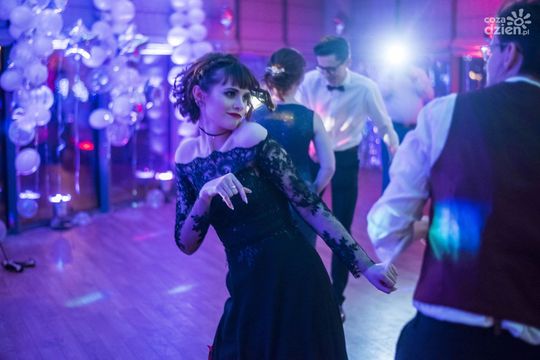 Studniówki 2019: Przeżyjmy to jeszcze raz