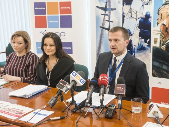 Kampania „Zaprocentuj dla Radomia" (zdjęcia) Kampania „Zaprocentuj dla Radomia" (zdjęcia)