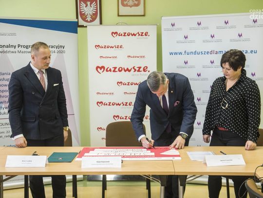 Pieniądze dla Szydłowca (galeria)