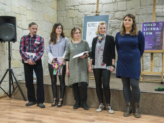 Hołd poetom – otwarcie wystawy Grupy 4/4 (zdjęcia)
