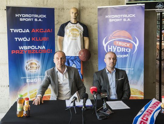 HydroTruck sprzedaje akcje - konferencja (zdjęcia) HydroTruck sprzedaje akcje - konferencja (zdjęcia)