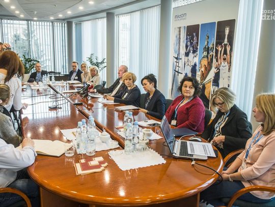 Konferencja prasowa dotycząca strajku w oświacie (zdjęcia) Konferencja prasowa dotycząca strajku w oświacie (zdjęcia)