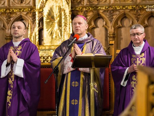 Msza święta na rozpoczęcie Ekstremalnej Drogi Krzyżowej (zdjęcia)