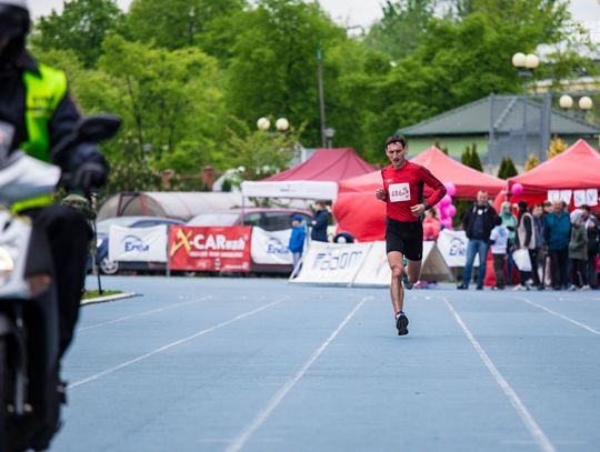 Bieg Konstytucji 3 maja na 10 km - meta i ceremonia wręczenia nagród (zdjęcia)