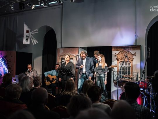 26. Ogólnopolski Turniej Śpiewających Poezję - Teatr Piosenki Młyn z Hrubieszowa Pamięć Twojego Podwórka (zdjęcia)