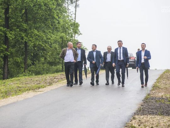 Otwarcie nowo wybudowanej drogi 747 (zdjęcia)