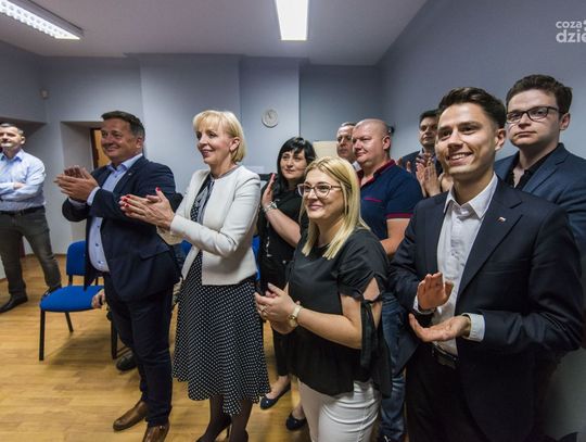 Wieczór wyborczy w biurze PiS (zdjęcia)