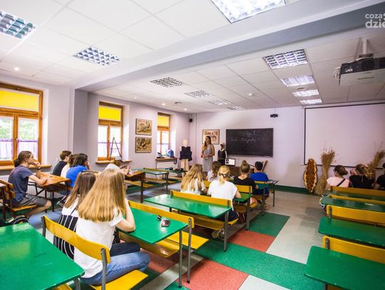 Diecezjalne Dni Młodych w Muzeum Wsi Radomskiej (zdjęcia) Diecezjalne Dni Młodych w Muzeum Wsi Radomskiej (zdjęcia)