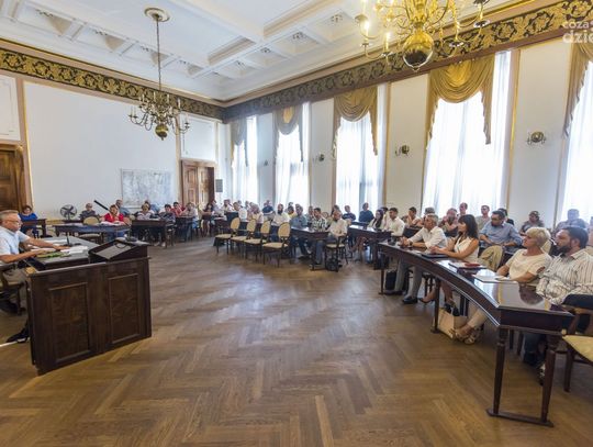 Komisja Rozwoju Miasta na temat lokalizacji hal w Krychnowicach (zdjęcia)