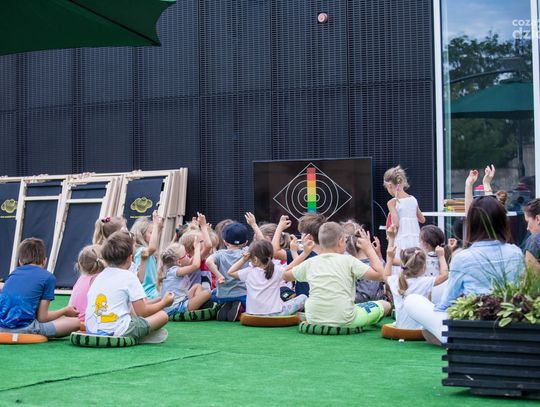 Dobranocka na tarasie MCSW Elektrownia (zdjęcia)