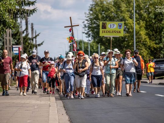 Pielgrzymi z Radomia wrócili z wędrówki na Jasną Górę