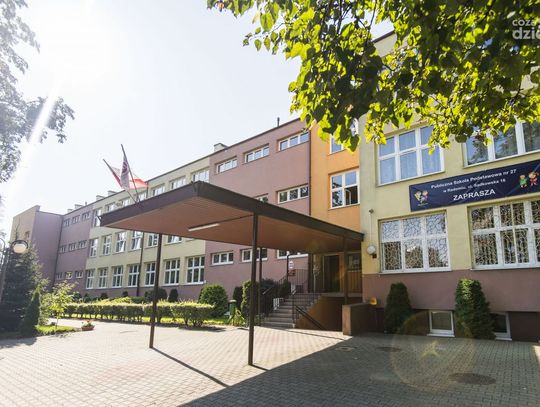 Wizja lokalna radnych rady miejskiej w Elektroniku (zdjęcia) Wizja lokalna radnych rady miejskiej w Elektroniku (zdjęcia)