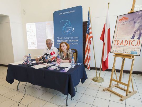 Uliczka Tradycji - konferencja w Resursie (zdjęcia)