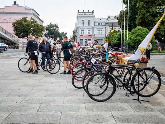 Uliczny Retro Wyścig Kolarski (zdjęcia)