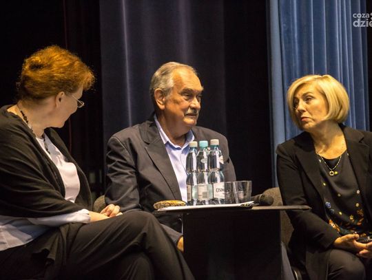 XIV Otwarty konkurs o tytuł Radomskiego Mistrza Polskiej Ortografii 2019 (zdjęcia) XIV Otwarty konkurs o tytuł Radomskiego Mistrza Polskiej Ortografii 2019 (zdjęcia)