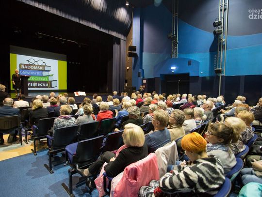 Inauguracja Roku Akademickiego oraz Jubileusz 15-Lecia Uniwersytetu Trzeciego Wieku (zdjęcia) Inauguracja Roku Akademickiego oraz Jubileusz 15-Lecia Uniwersytetu Trzeciego Wieku (zdjęcia)