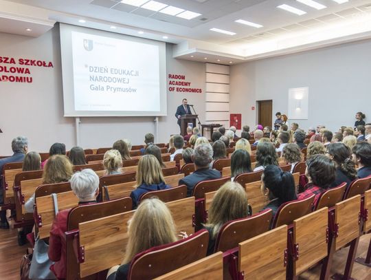 Powiatowa Gala Prymusów w ramach obchodów Dnia Edukacji Narodowej (zdjęcia)