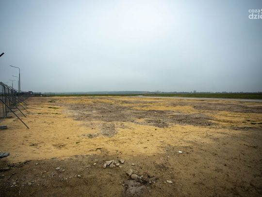 Rozbudowa pasa startowego (zdjęcia)