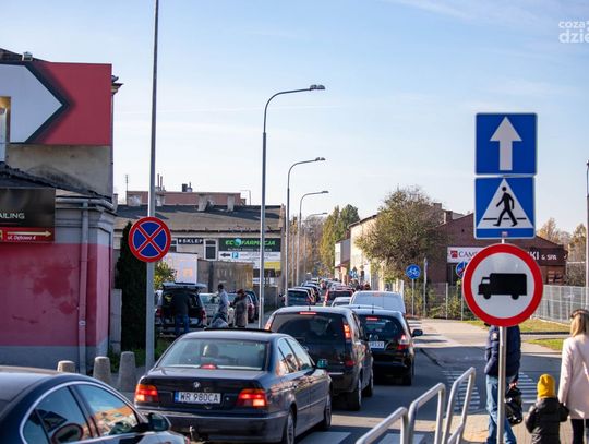 Wszystkich Świętych - cmentarze przy ul. Limanowskiego (zdjęcia)