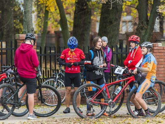 Rowerowy Rajd Niepodległości – VIII Memoriał Muńka (zdjęcia)