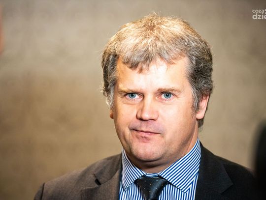 Konferencja prasowa PPL - postęp prac na lotnisku (zdjęcia)