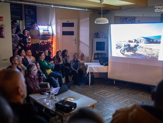 Piotr Gierasiński - Motocyklem przez Azję i góry Pamir (zdjęcia)