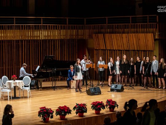 Gala z okazji Międzynarodowego Dnia Wolontariusza (zdjęcia) Gala z okazji Międzynarodowego Dnia Wolontariusza (zdjęcia)