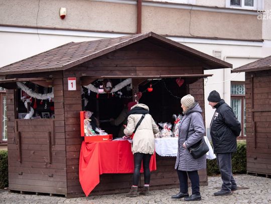 Kiermasz świąteczny na placu Corazziego (zdjęcia)