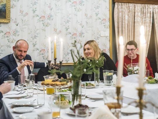 Wigilia Radomskiej Grupy Mediowej w Dworku Zameczek 