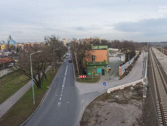 Wyburzona huta szkła przy ul. Szklanej (zdjęcia) Wyburzona huta szkła przy ul. Szklanej (zdjęcia)