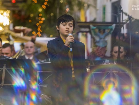 Koncert kolędowo – noworoczny w wykonaniu Orkiestry Wojskowej z Radomia (zdjęcia)