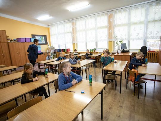 I edycja powiatowego turnieju BRD dla uczniów klas I-III (zdjęcia)