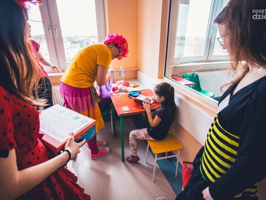 Światowy dzień chorego na Józefowie - Fundacja Dr Clown (zdjęcia)