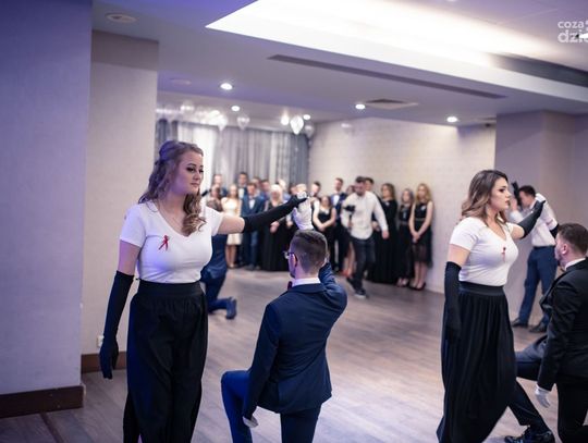 Sezon studniówek zakończony! Zobaczcie, jak bawili się uczniowie radomskich szkół