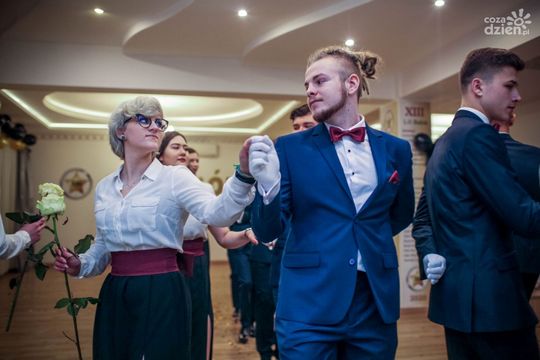 Sezon studniówek zakończony! Zobaczcie, jak bawili się uczniowie radomskich szkół