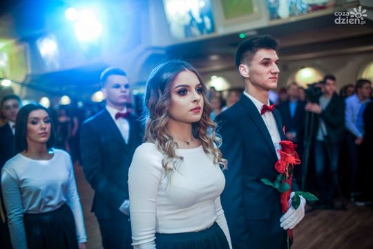 Sezon studniówek zakończony! Zobaczcie, jak bawili się uczniowie radomskich szkół