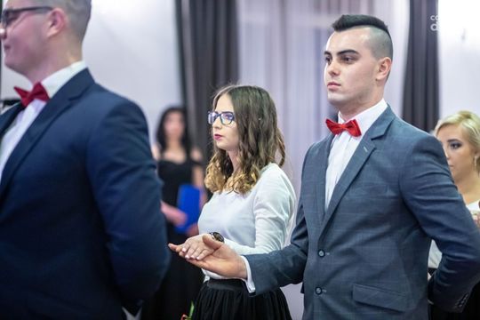 Sezon studniówek zakończony! Zobaczcie, jak bawili się uczniowie radomskich szkół