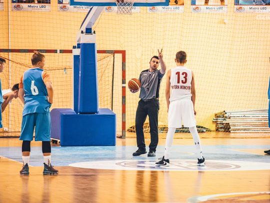 EYBL CE U14 (2006) MKS Piotrówka Radom - FC Bayern (zdjęcia)