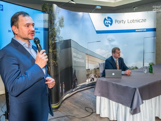 Konferencja PPL „Fundamenty biznesowe i rynkowe lotniska w Radomiu” (zdjęcia)