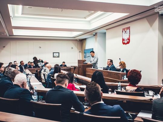 XXXV. sesja Rady Miejskiej w Radomiu (zdjęcia)