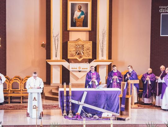 Pogrzeb doktora Grzegorza Stolarka (zdjęcia) Pogrzeb doktora Grzegorza Stolarka (zdjęcia)