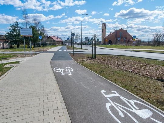 Ścieżka rowerowa wzdłuż ul. Św. Brata Alberta ukończona (zdjęcia)