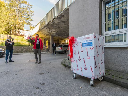 Respirator od Kratki.pl dla szpitala (zdjęcia)